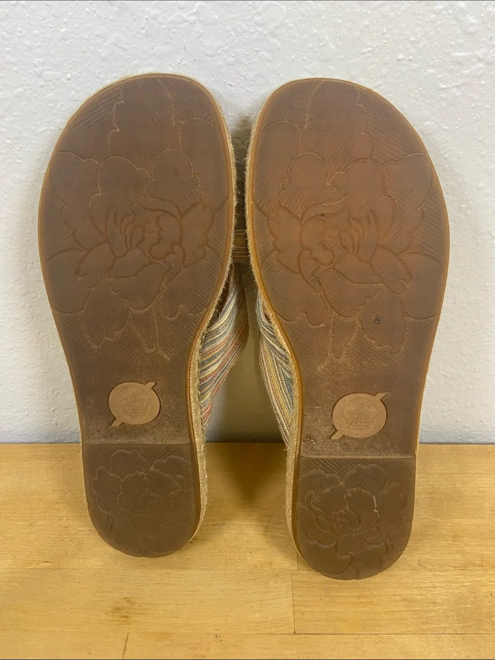 Born Boho Gypsy Crunchy Canvas Crossover Strap Espadrille Slide Sandals Size 10M